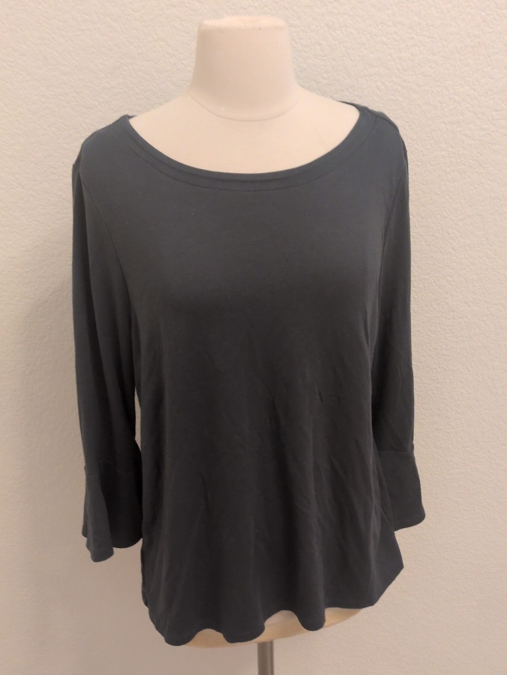Loft Woman's Top Large Wide Sleeve Gray